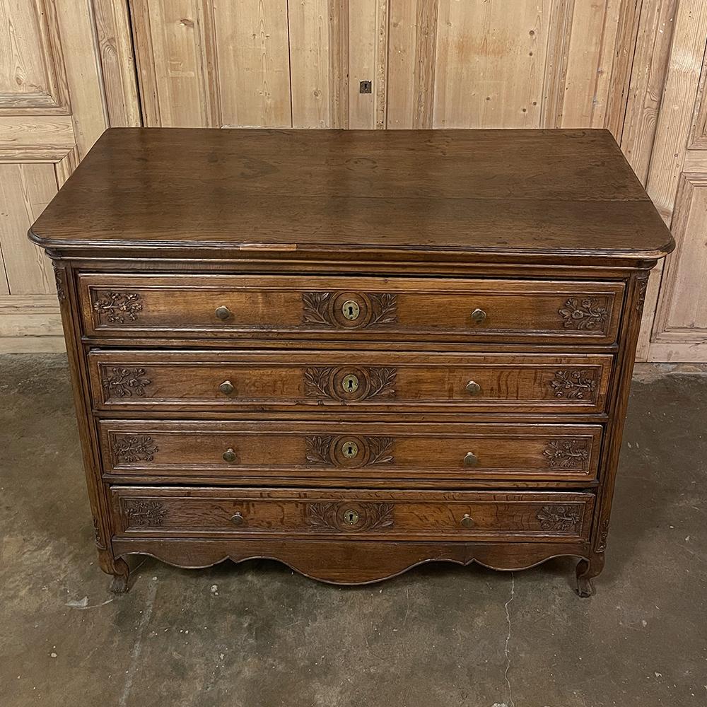 18th Century Country French Louis XVI Commode ~ Chest of Drawers In Good Condition For Sale In Dallas, TX