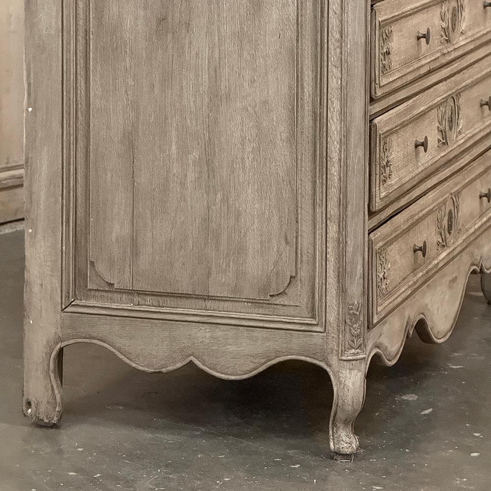 18. Jahrhundert Land Französisch Louis XVI Kommode ~ Kommode in Stripped Oak im Angebot 4