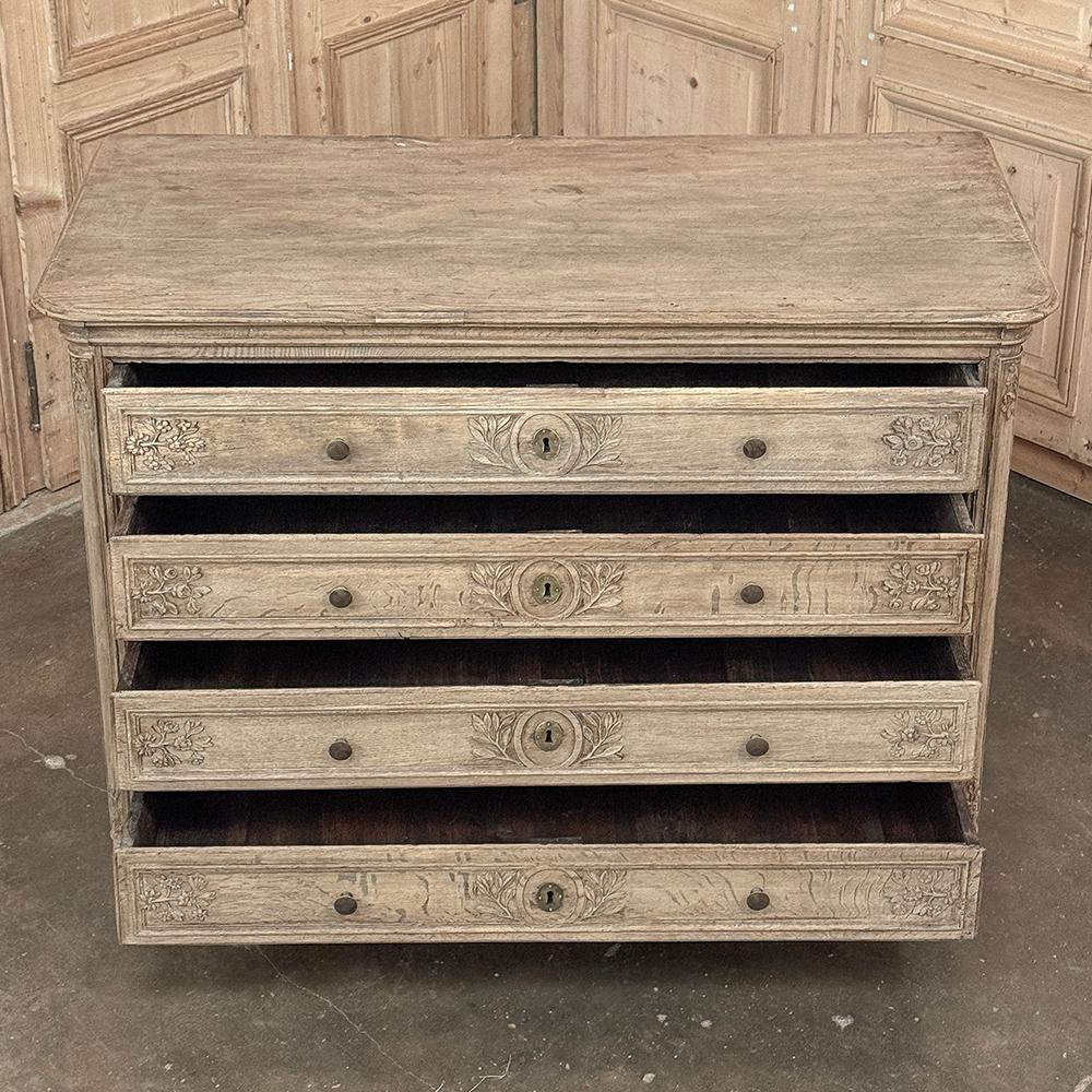 18. Jahrhundert Land Französisch Louis XVI Kommode ~ Kommode in Stripped Oak im Angebot 9