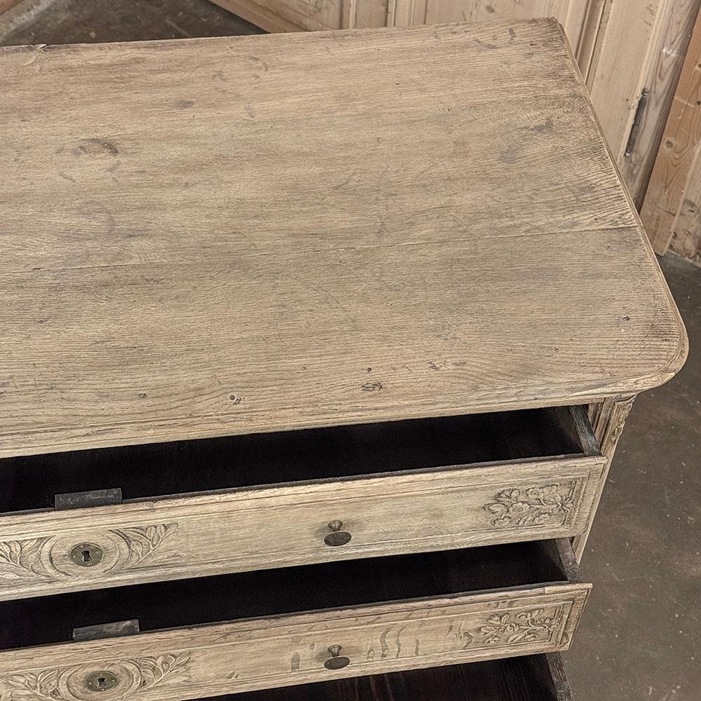 18. Jahrhundert Land Französisch Louis XVI Kommode ~ Kommode in Stripped Oak im Angebot 11