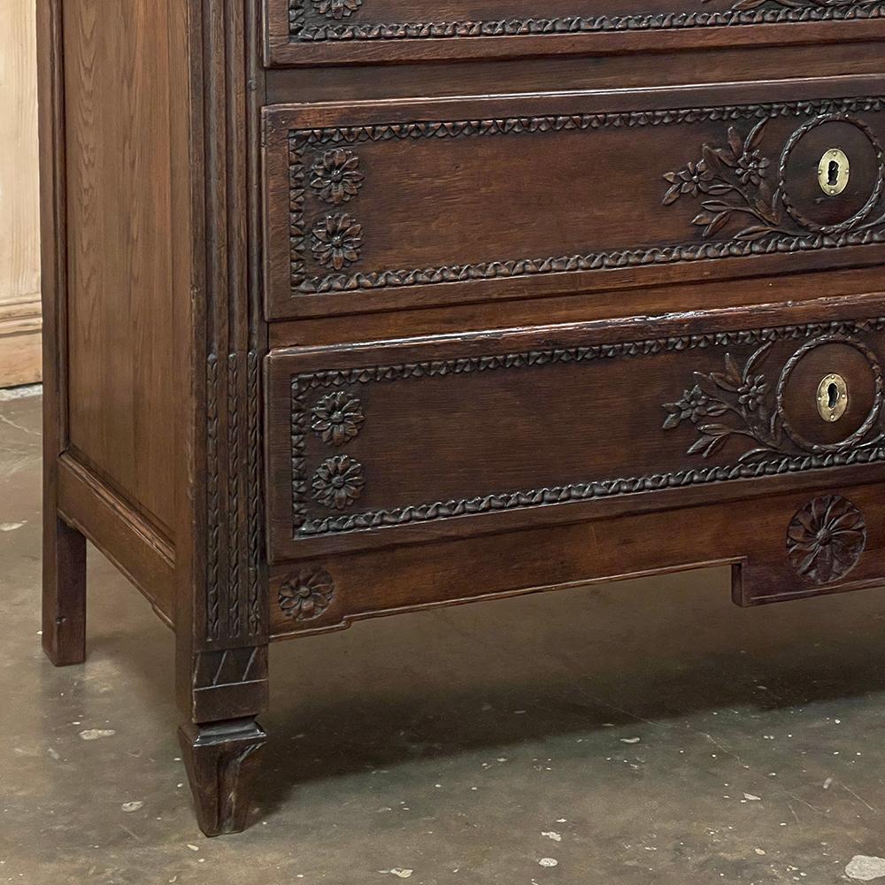 18th Century Country French Louis XVI Neoclassical Commode ~ Chest of Drawers For Sale 3