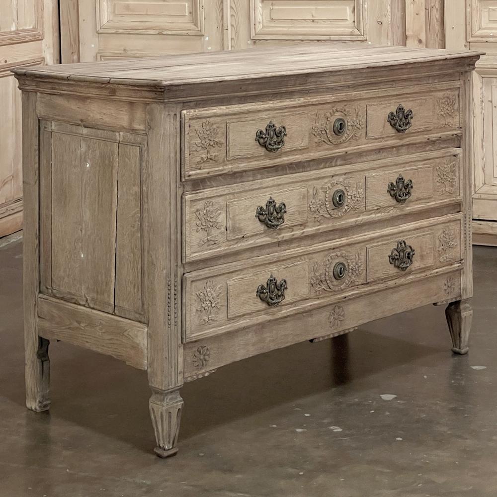 18th Century Country French Louis XVI Neoclassical Commode in Stripped Oak For Sale 11