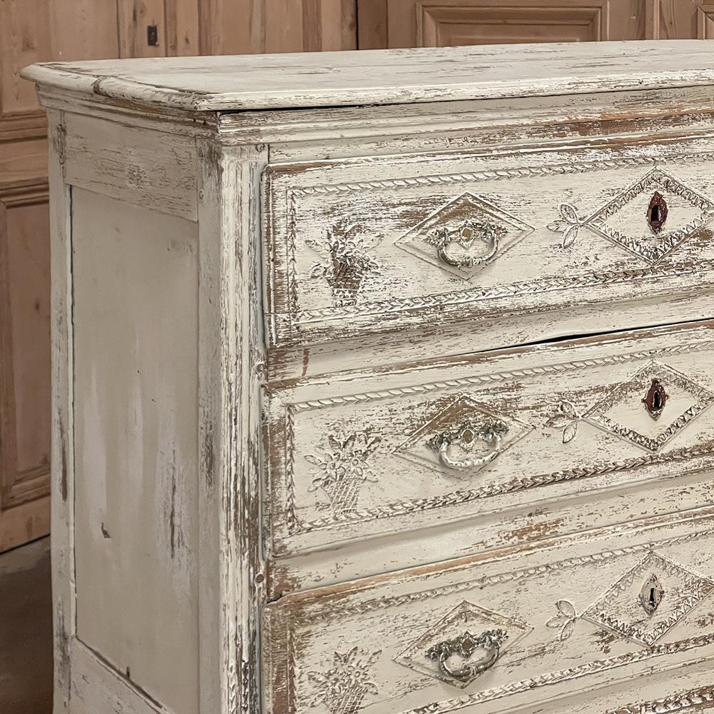18th Century Country French Louis XVI Neoclassical Painted Commode For Sale 1