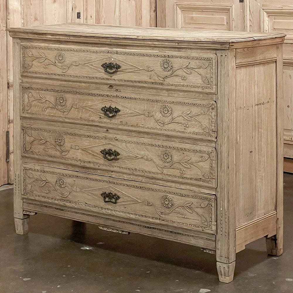 18th Century Country French Louis XVI Period Commode in Stripped Oak In Good Condition In Dallas, TX