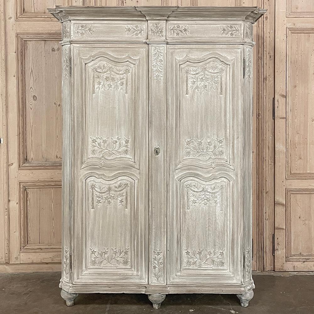 18th Century Country French Louis XVI Period Whitewashed Armoire In Good Condition For Sale In Dallas, TX