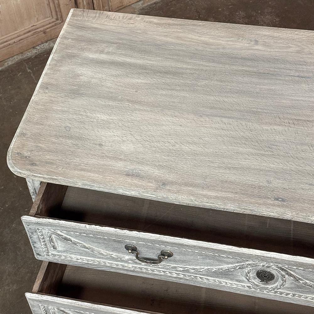 18th Century Country French Louis XVI Period Whitewashed Commode in vendita 8