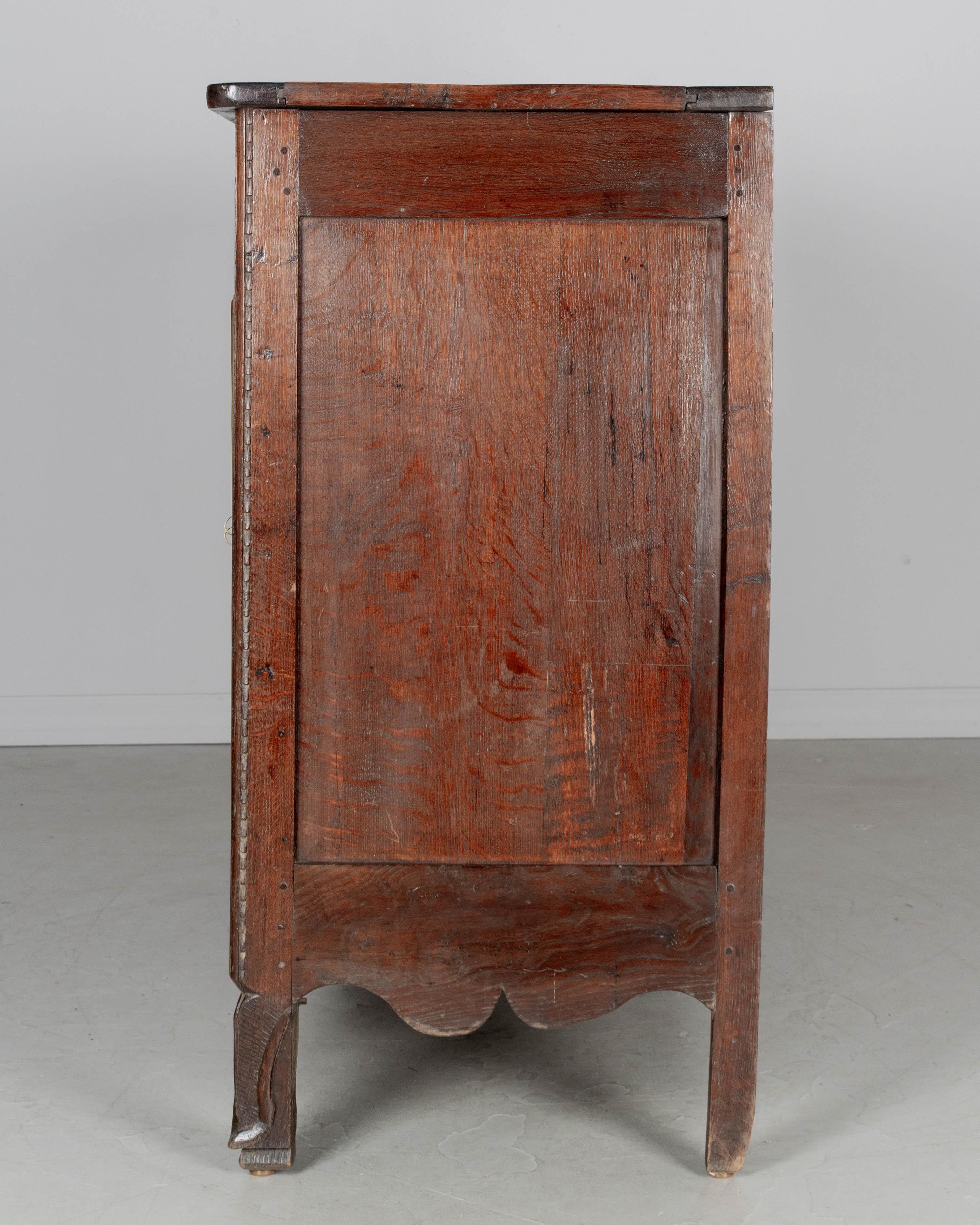 Quercia Buffet o credenza francese di campagna del XVIII secolo in Normandia in vendita