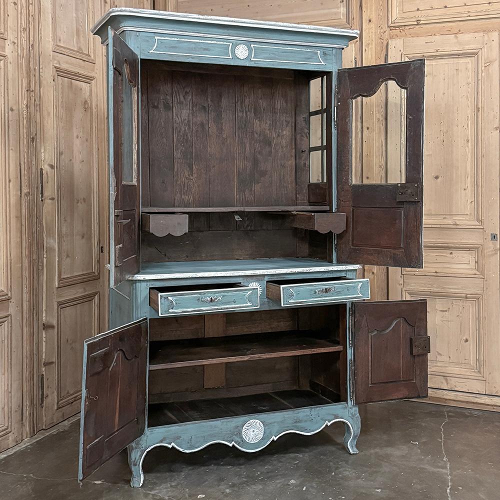 18th Century Country French Painted Bookcase ~ China Buffet en vente 9