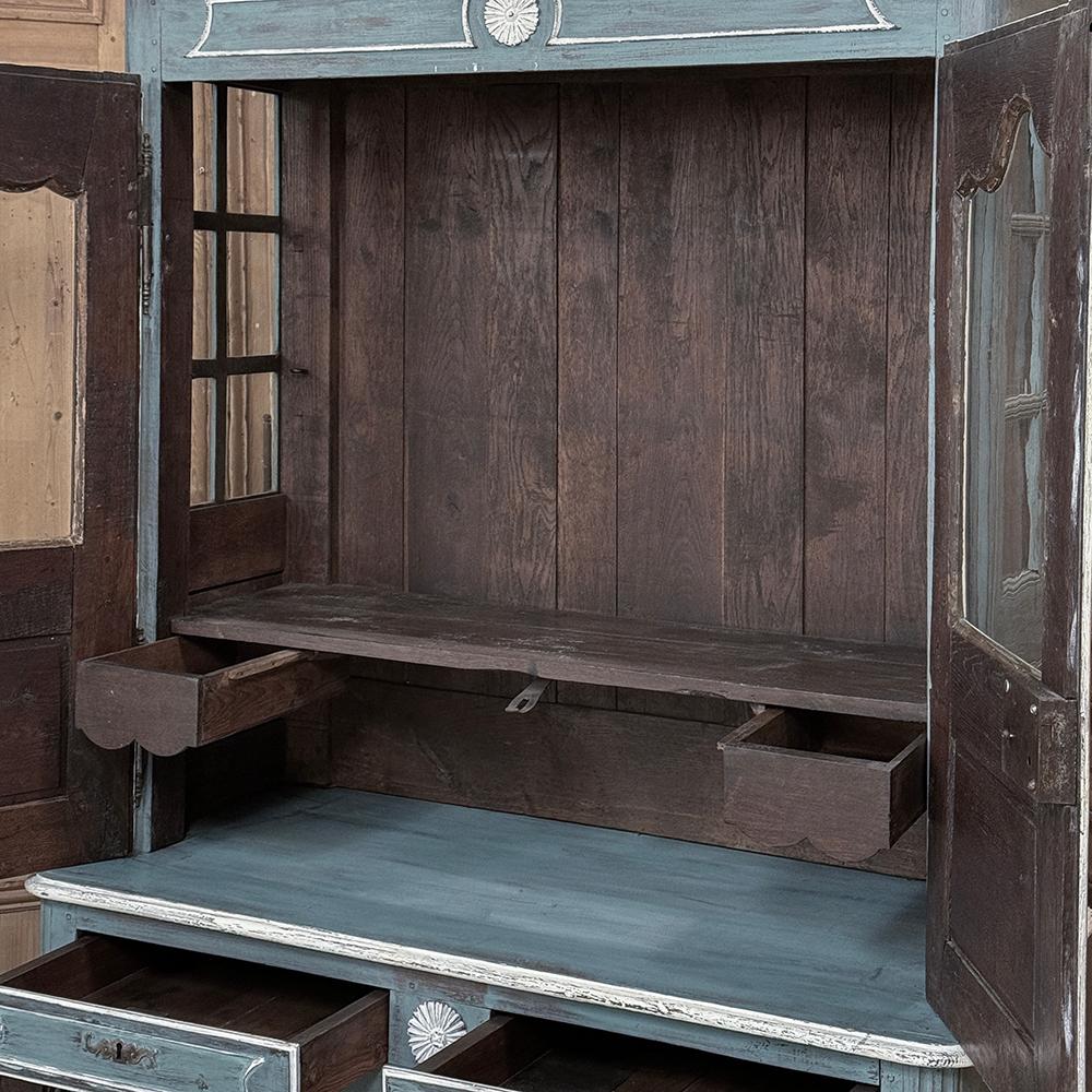 18th Century Country French Painted Bookcase ~ China Buffet en vente 10