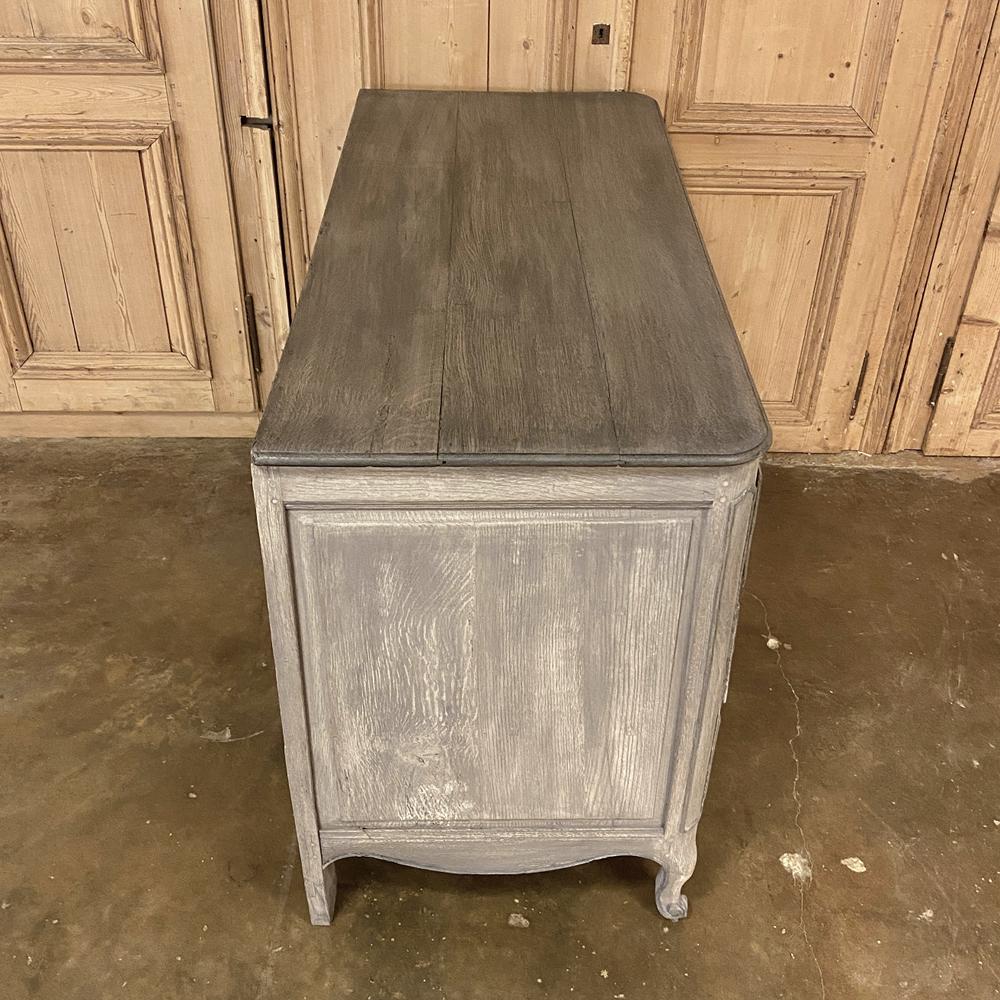 18th Century Country French Painted Commode For Sale 5