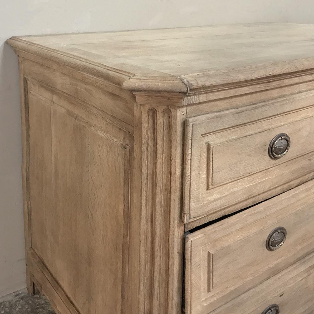 18th Century Country French Provincial Louis XVI Stripped Oak Commode 4