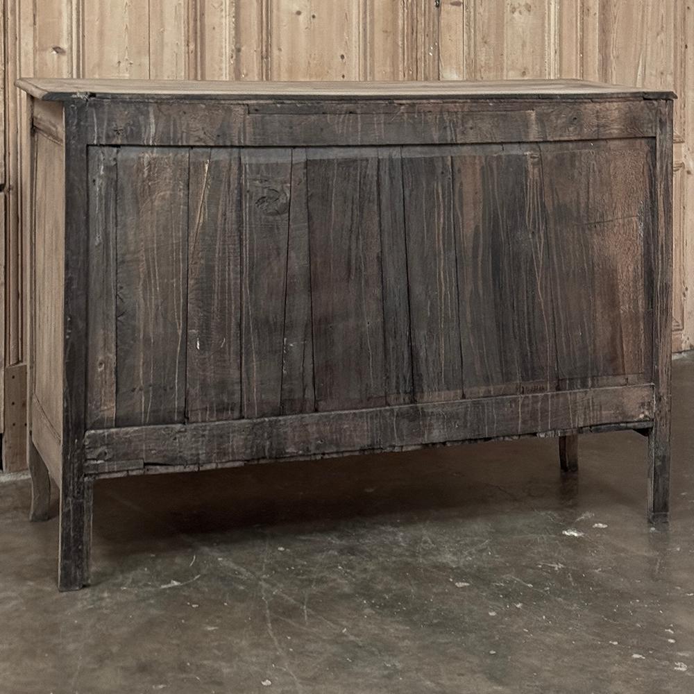 18th Century Country French Regence Buffet in Stripped Oak For Sale 13
