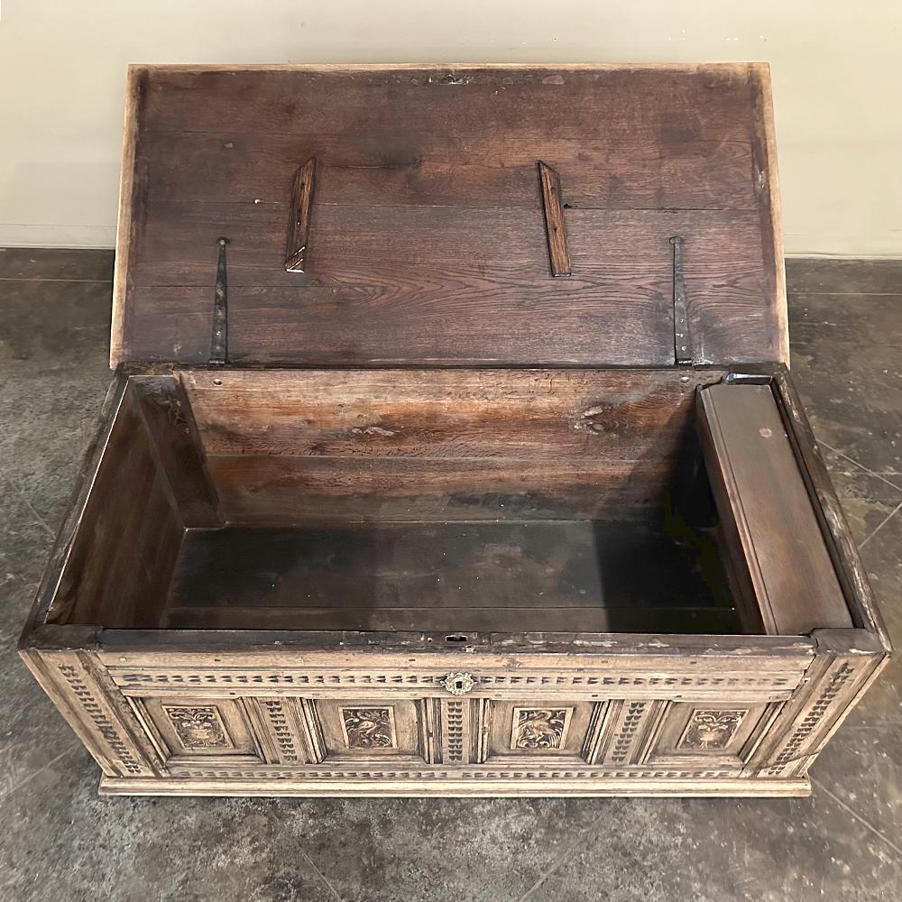 Baule neoclassico a righe francese del XVIII secolo ~ Cassapanca per coperte in vendita 11