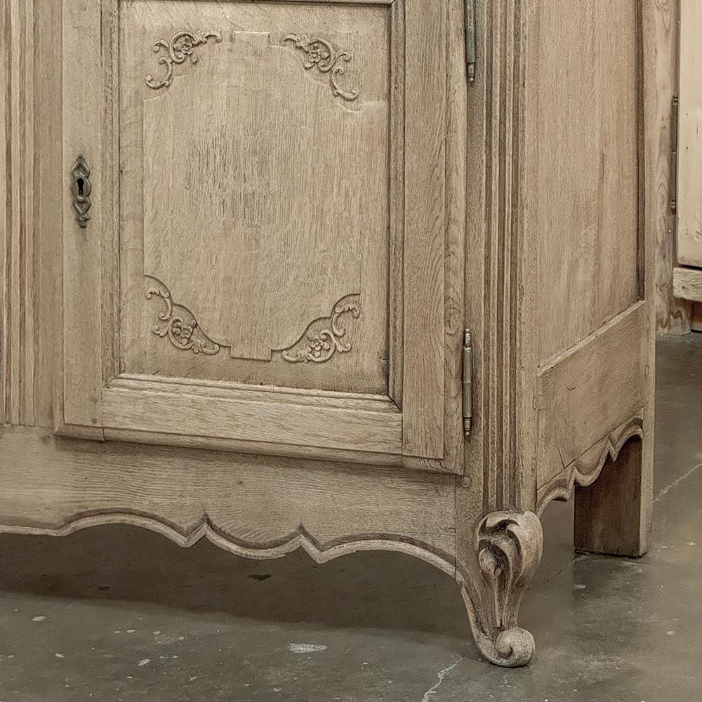 18th Century Country French Stripped Oak Buffet ~ Enfilade For Sale 8