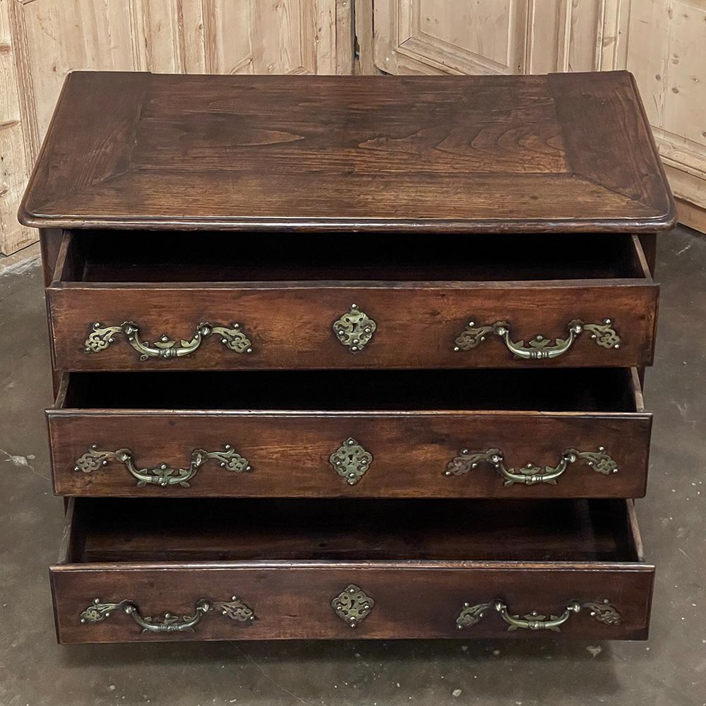 18th Century Country French Style Dutch Chest of Drawers In Good Condition For Sale In Dallas, TX