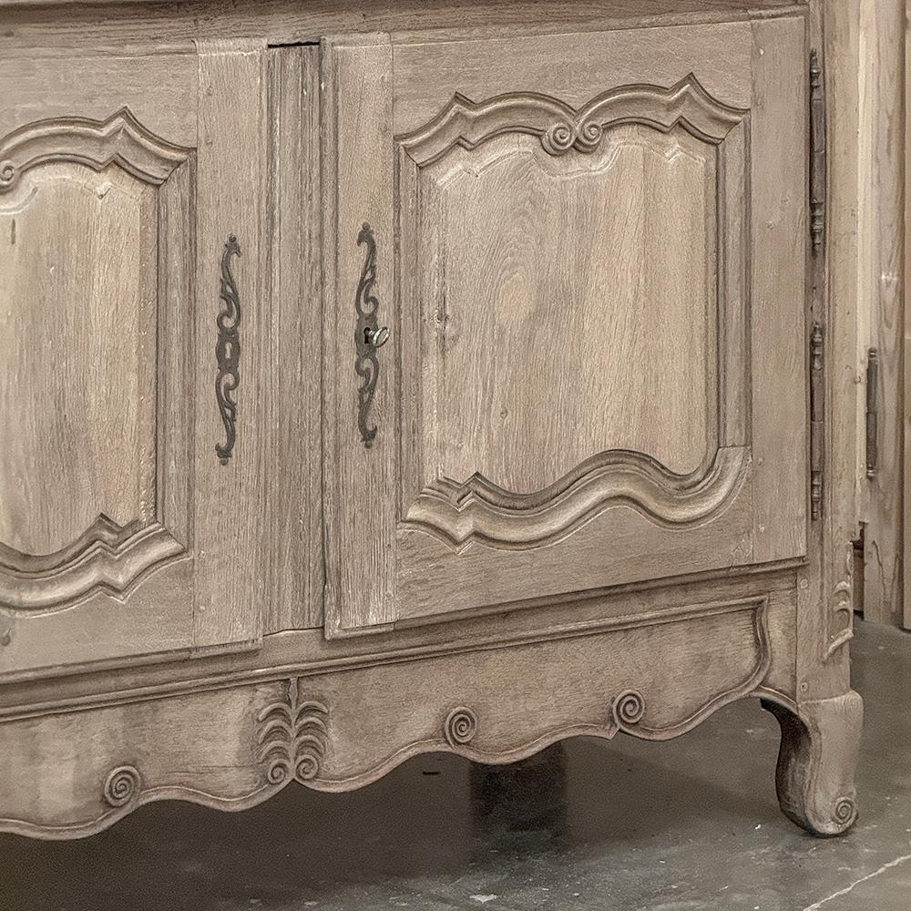 Buffet Vaisselier francese del XVIII secolo in Oak striato in vendita 3