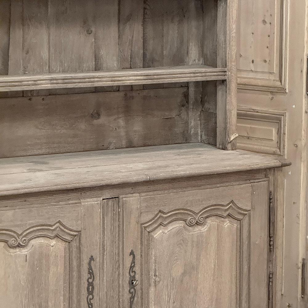 Buffet Vaisselier francese del XVIII secolo in Oak striato in vendita 2