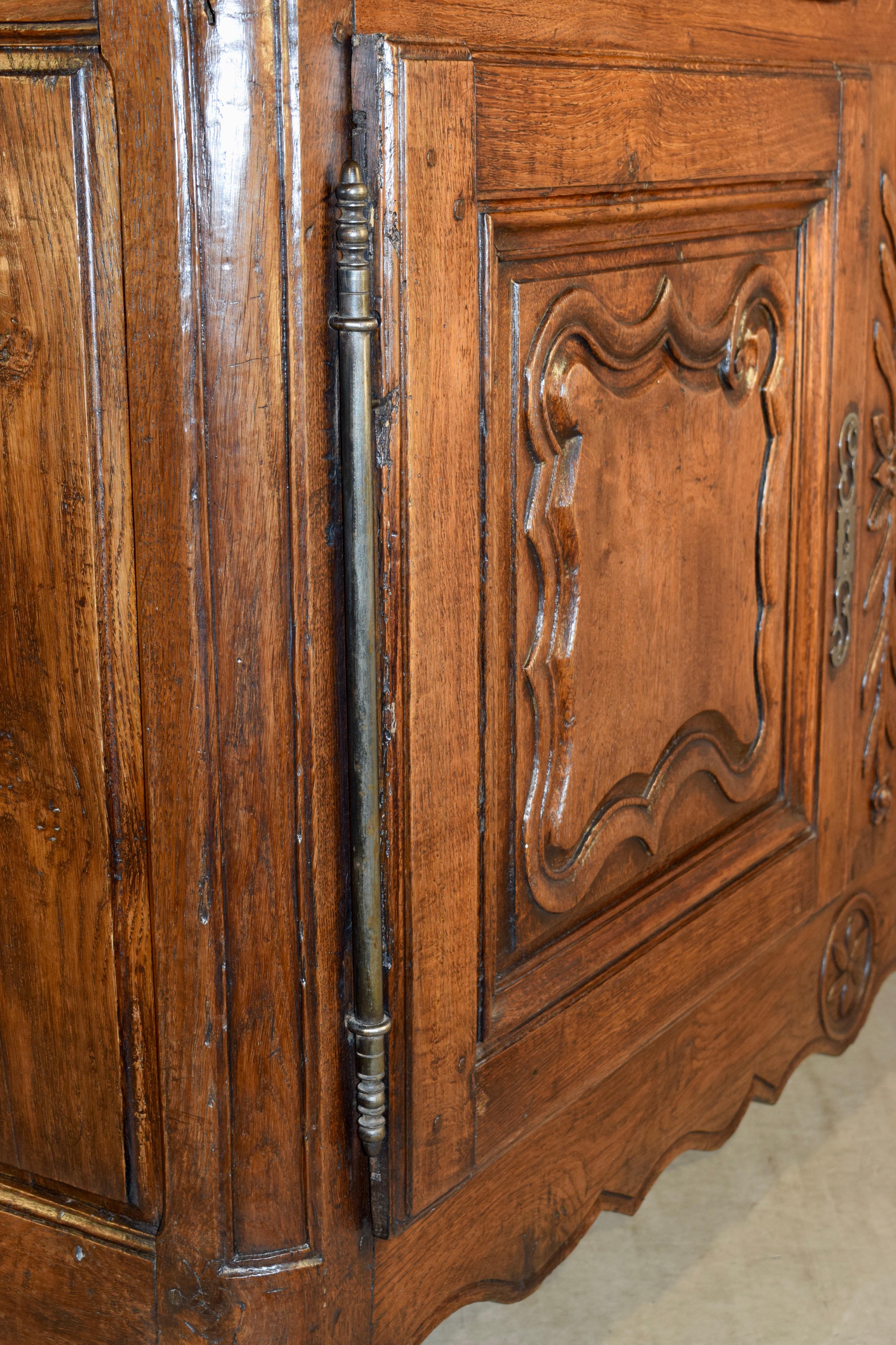 18th Century and Earlier 18th Century Country French Wall Cupboard For Sale