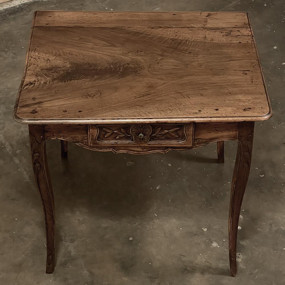 18th Century Country French Walnut End Table For Sale 1