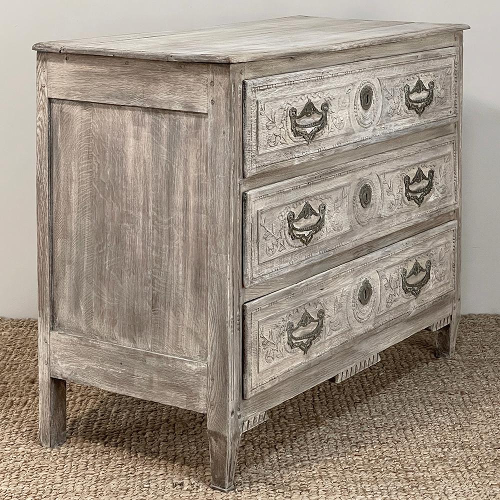 18th Century Country French Whitewashed Commode For Sale 3