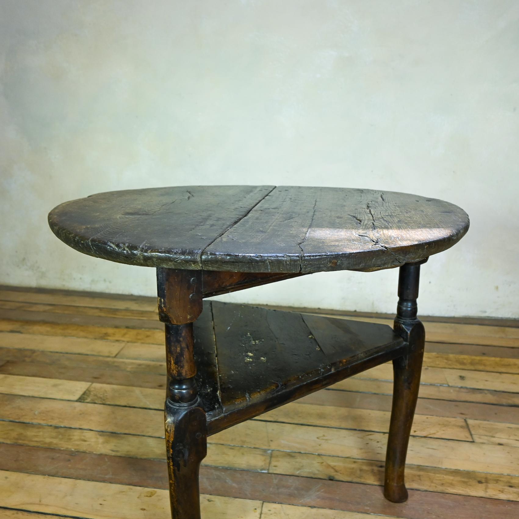 18th Century Country House Oak Cricket Table - Two Tier For Sale 8