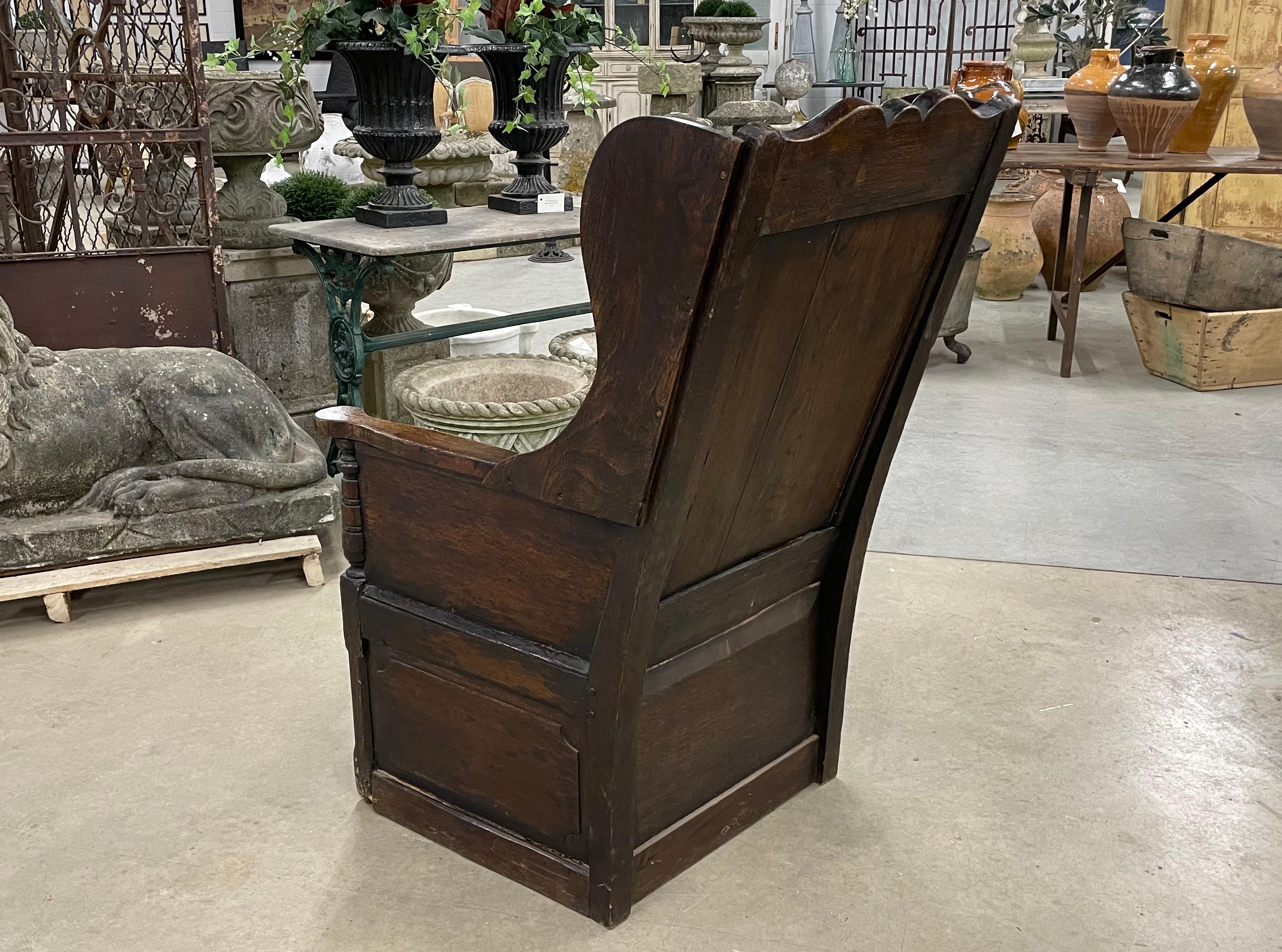 18th Century Country Lambing Chair In Good Condition For Sale In Calgary, Alberta