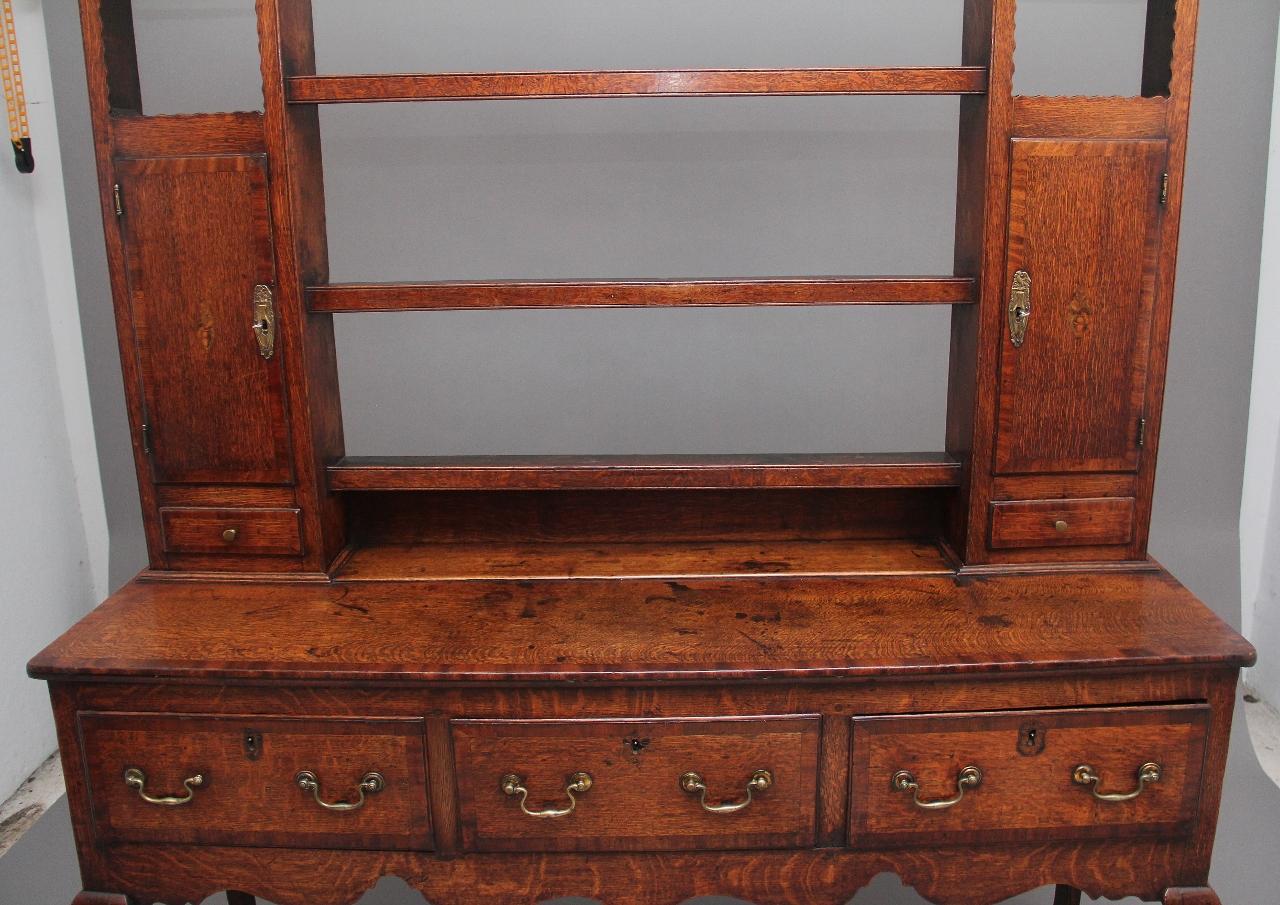 British 18th Century Country Oak Dresser and Rack For Sale