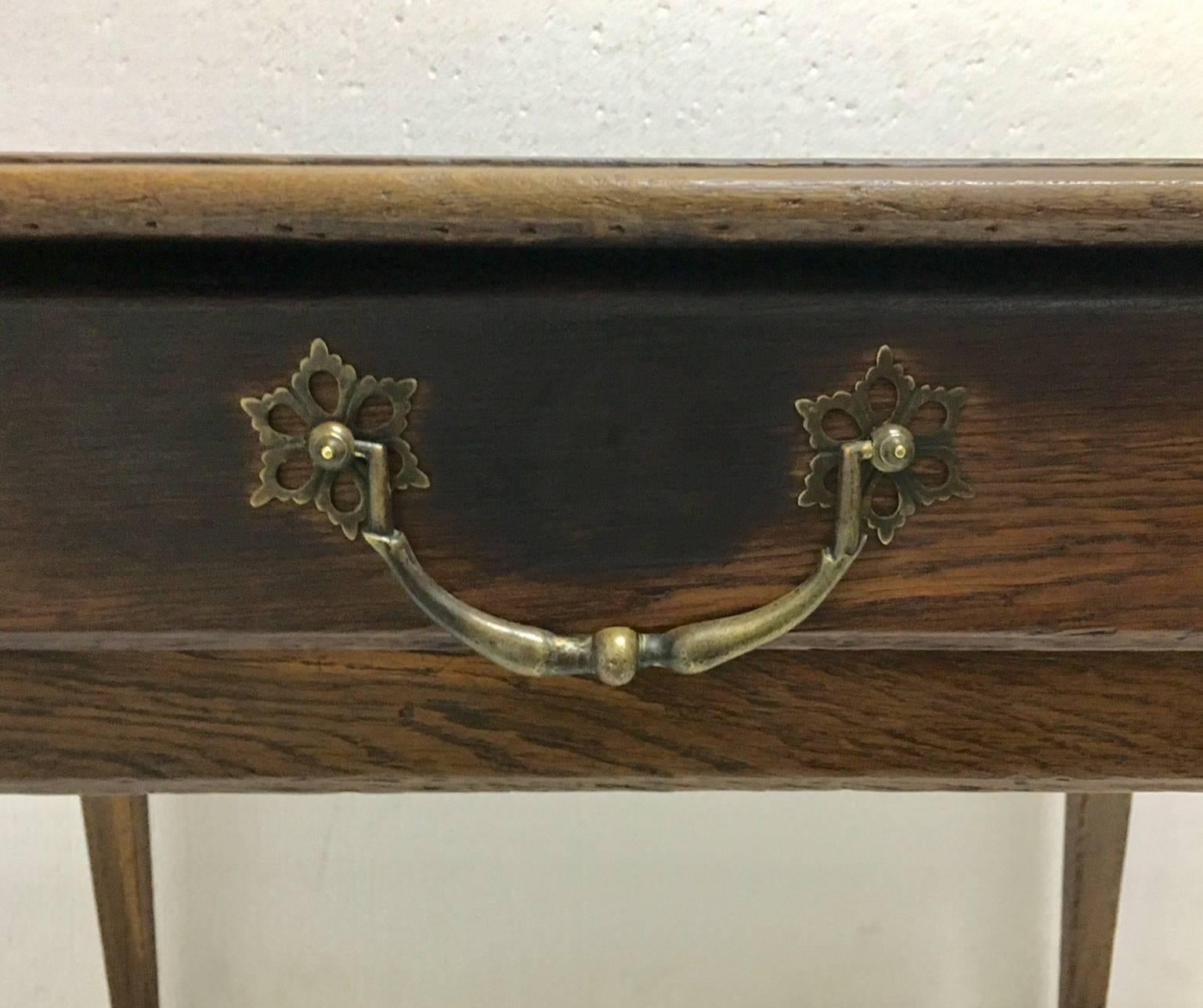 Louis XVI Table à écrire d'appoint campagnard du XVIIIe siècle en vente