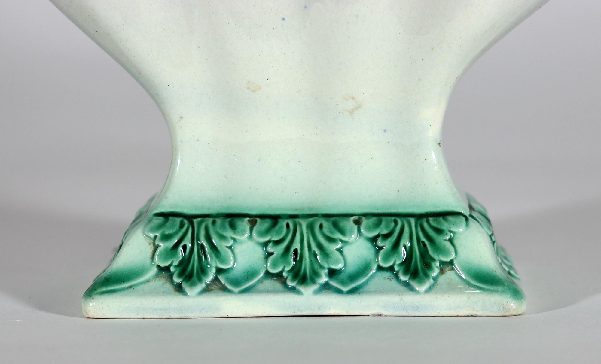 18th-Century Creamware Flower Finger Vase with Green Molded Leaves For Sale 1