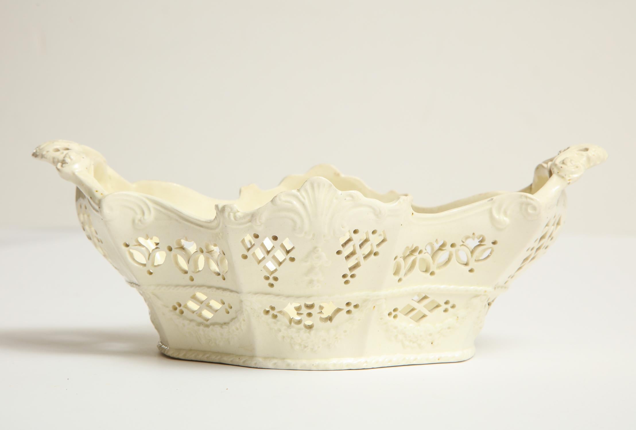 18th Century Creamware, Lobe Shaped Fruit Basket and Underliner For Sale 9