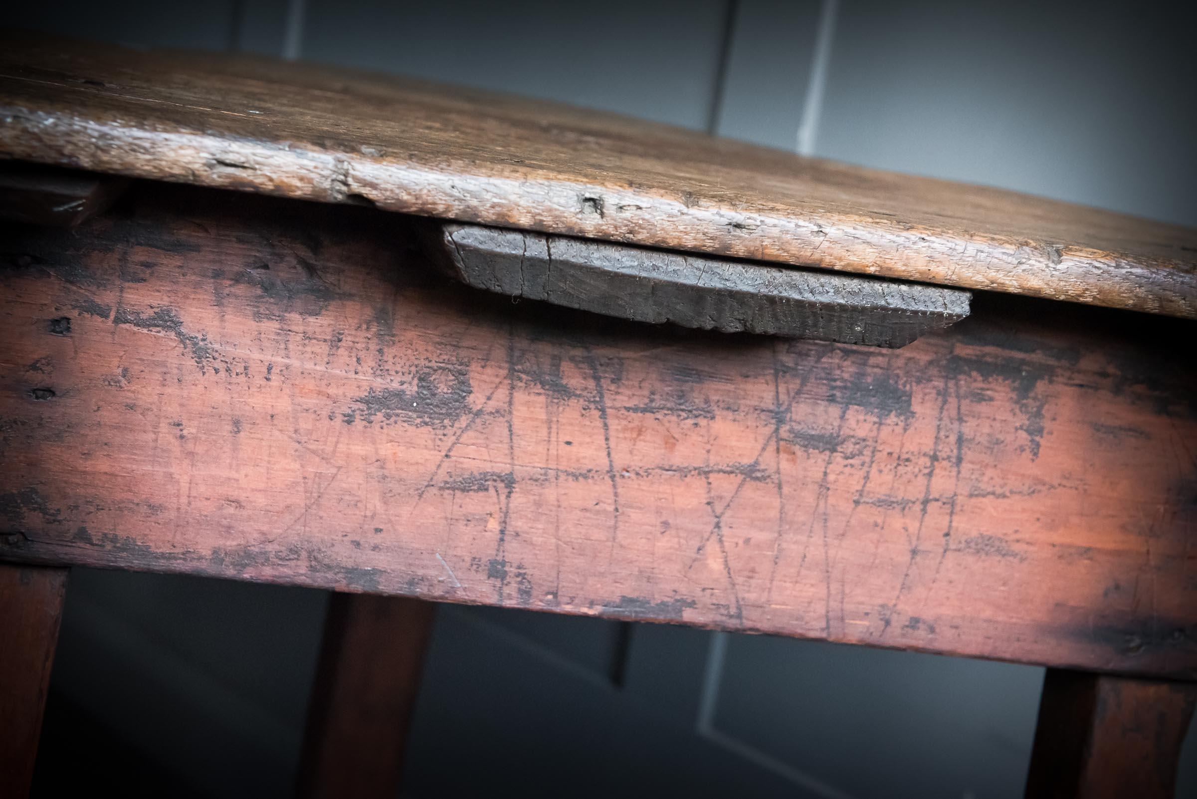 18th Century Cricket Table For Sale 3