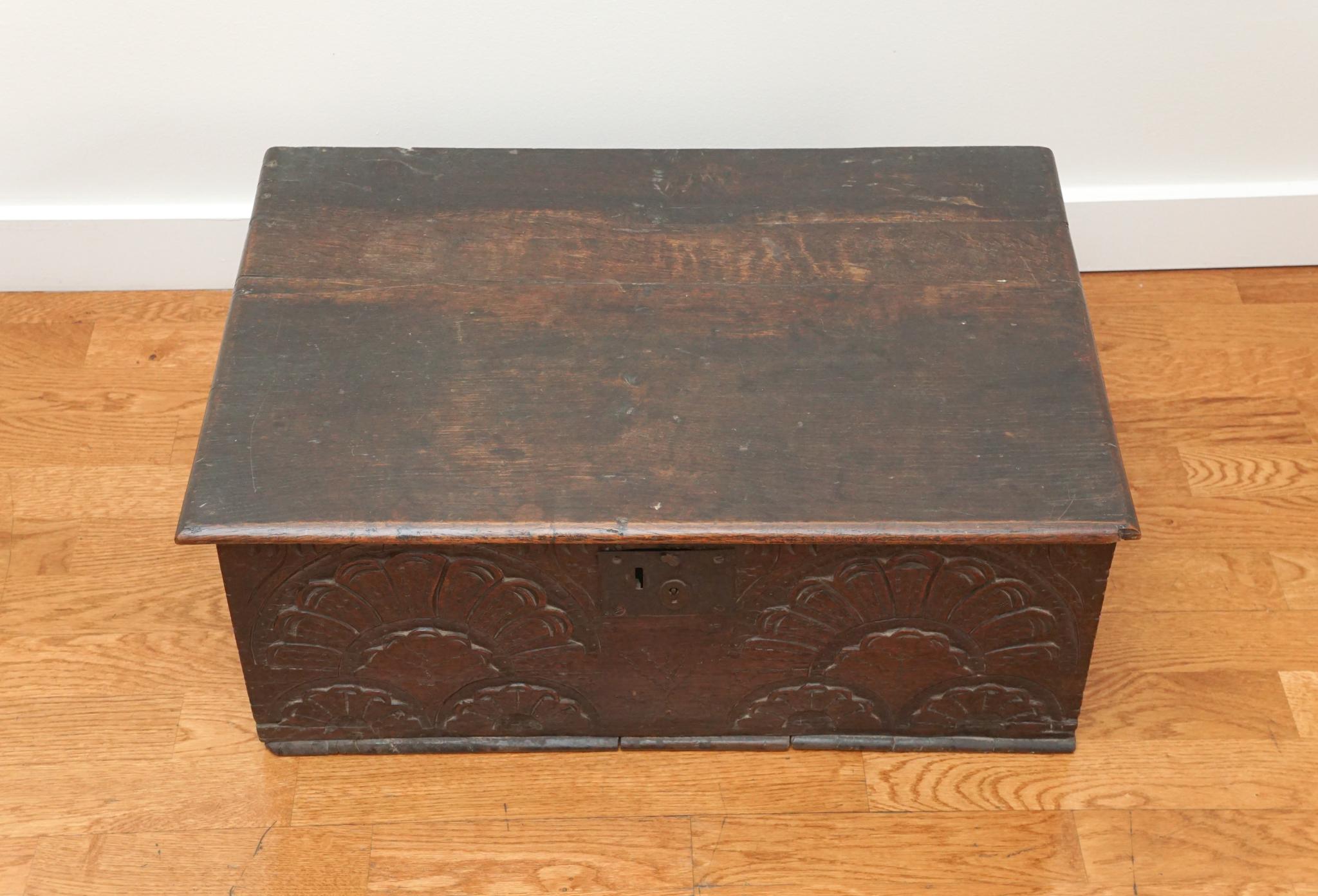 18. Jahrhundert Cromwellian Bibel Box (Viktorianisch) im Angebot