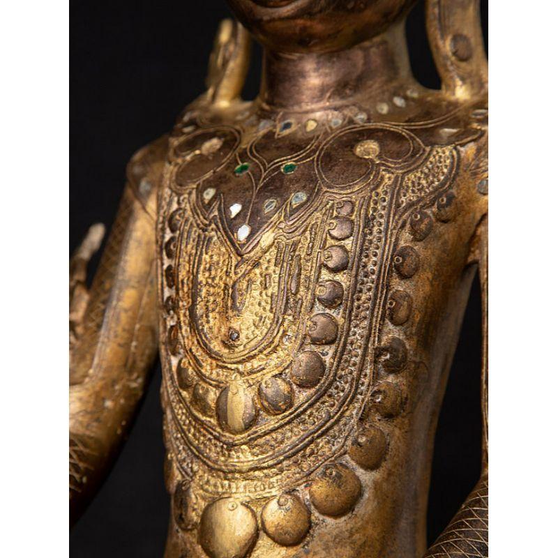 18th Century Crowned Shan Buddha Statue from Burma For Sale 10