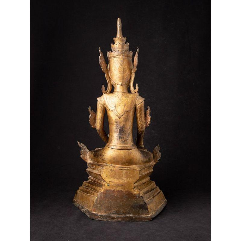 18th Century Crowned Shan Buddha Statue from Burma In Good Condition For Sale In DEVENTER, NL