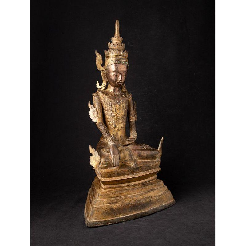 Bronze 18th Century Crowned Shan Buddha Statue from Burma For Sale