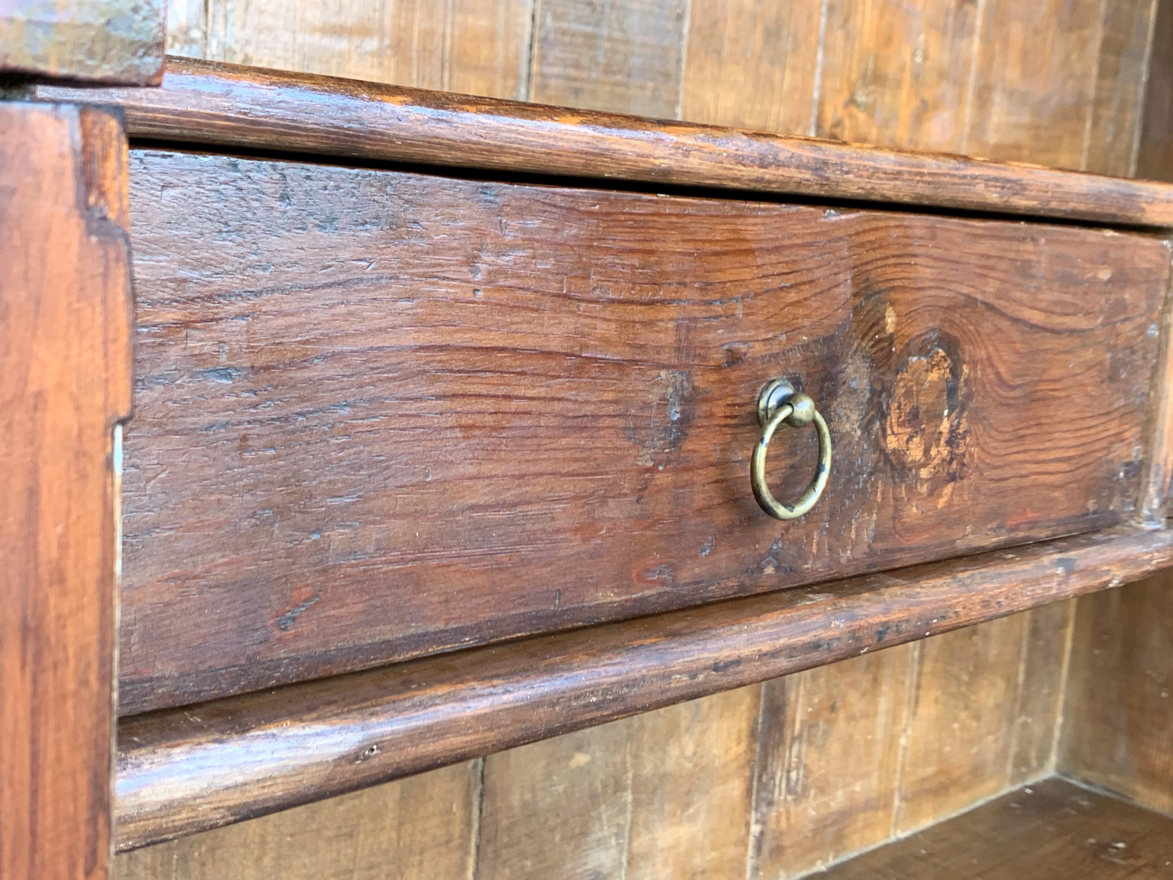 18th Century Cupboard or Bookcase with Glass Vitrine, Walnut, Spain Restored For Sale 6