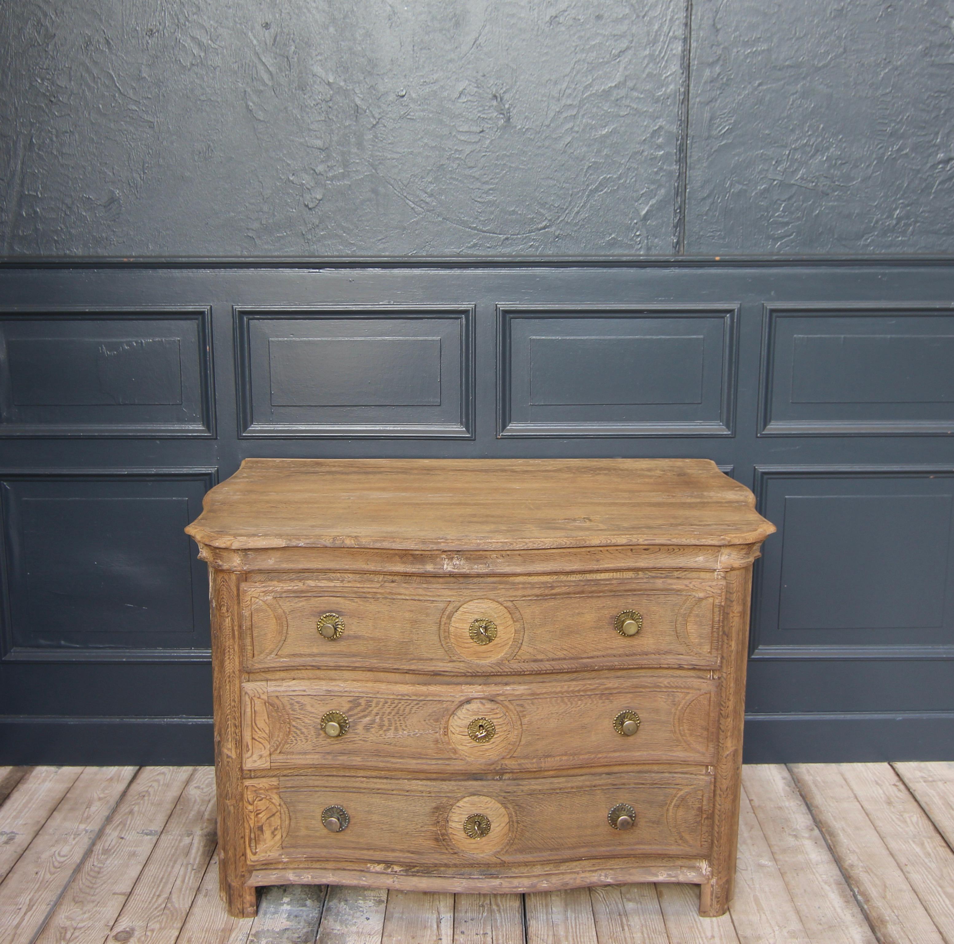 18th Century Curved Oak Chest of Drawers 11