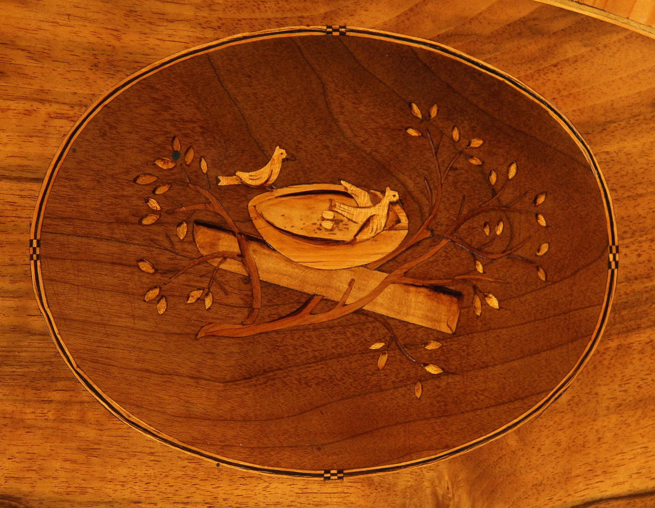Zylindersekretär, Rollenschreibtisch mit Intarsien, 18. Jahrhundert, Frankreich, um 1780 im Angebot 6