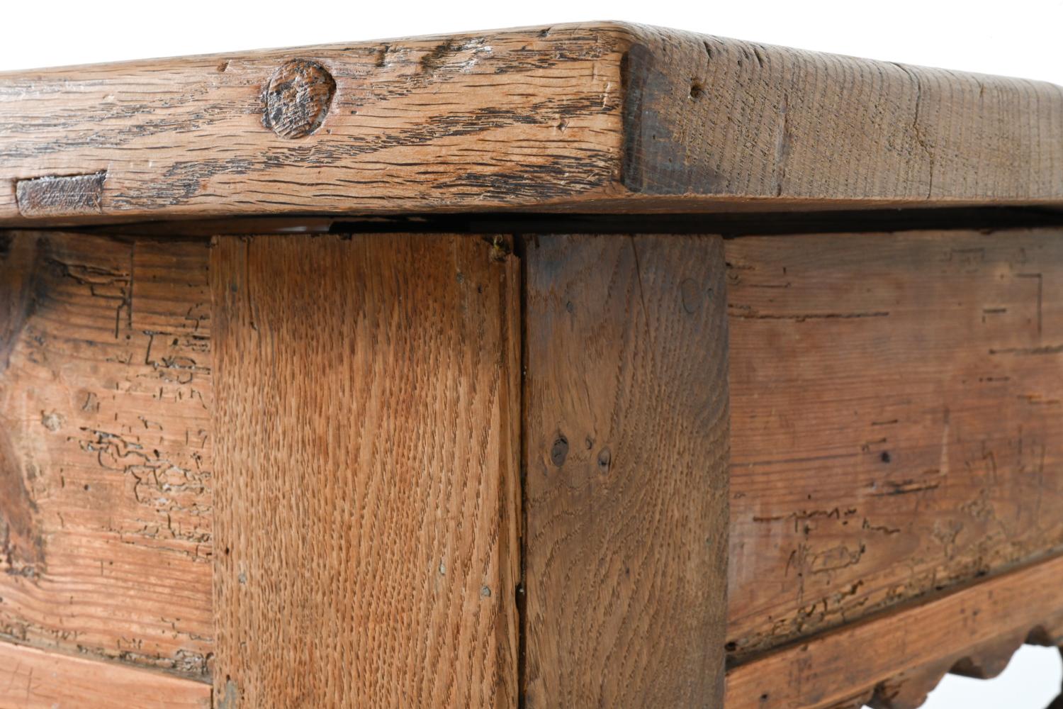 18th Century Danish Baroque Provincial Oak Single-Drawer Table For Sale 5