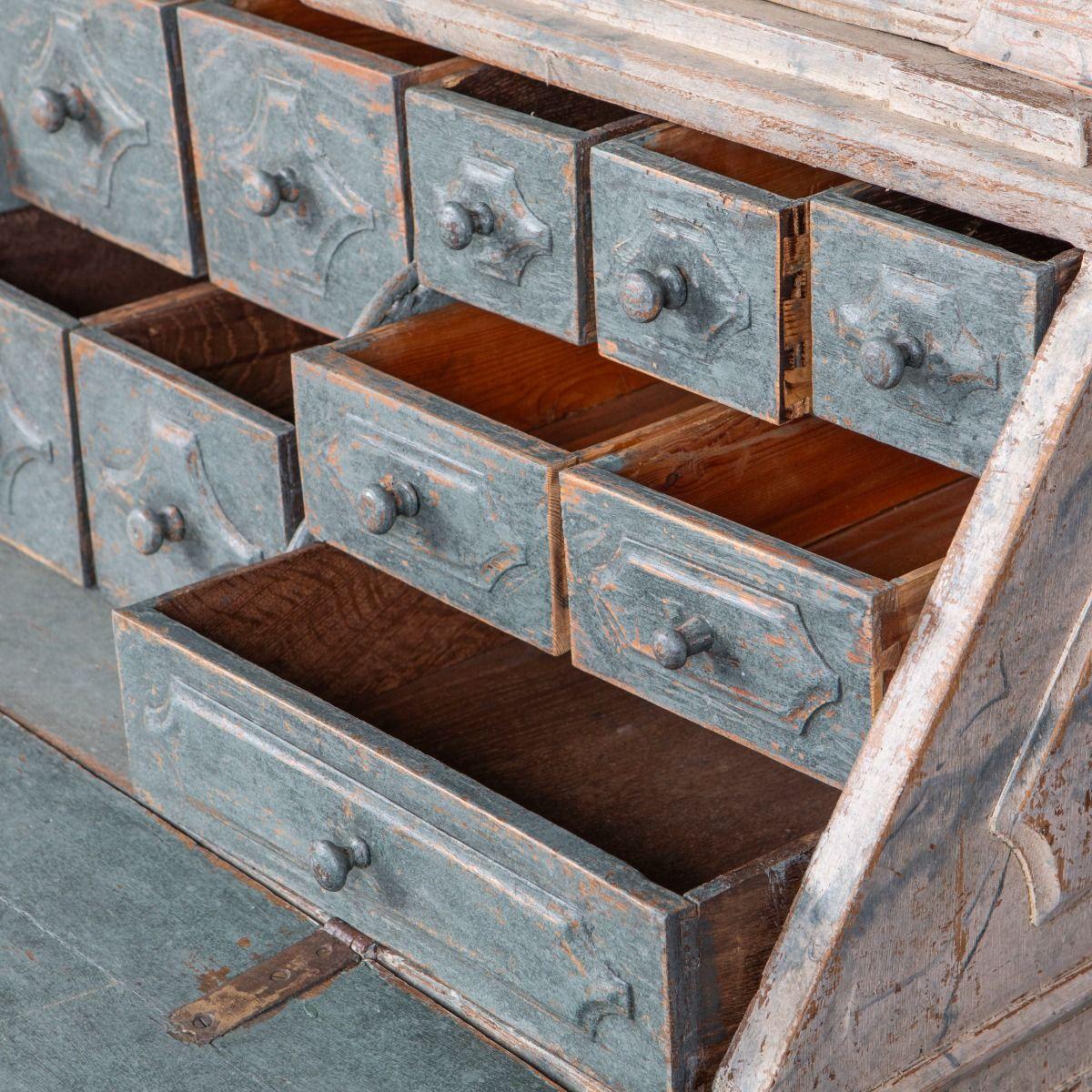 Scrivania barocca danese del 18° secolo in finto marmo in vendita 4