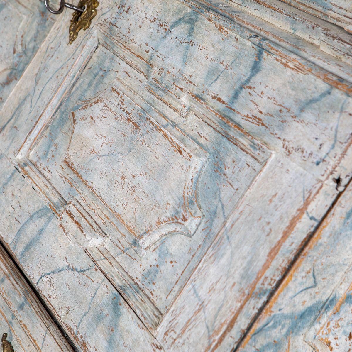 Scrivania barocca danese del 18° secolo in finto marmo in vendita 5