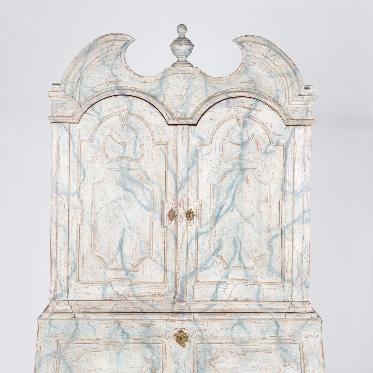 XVIII secolo Scrivania barocca danese del 18° secolo in finto marmo in vendita