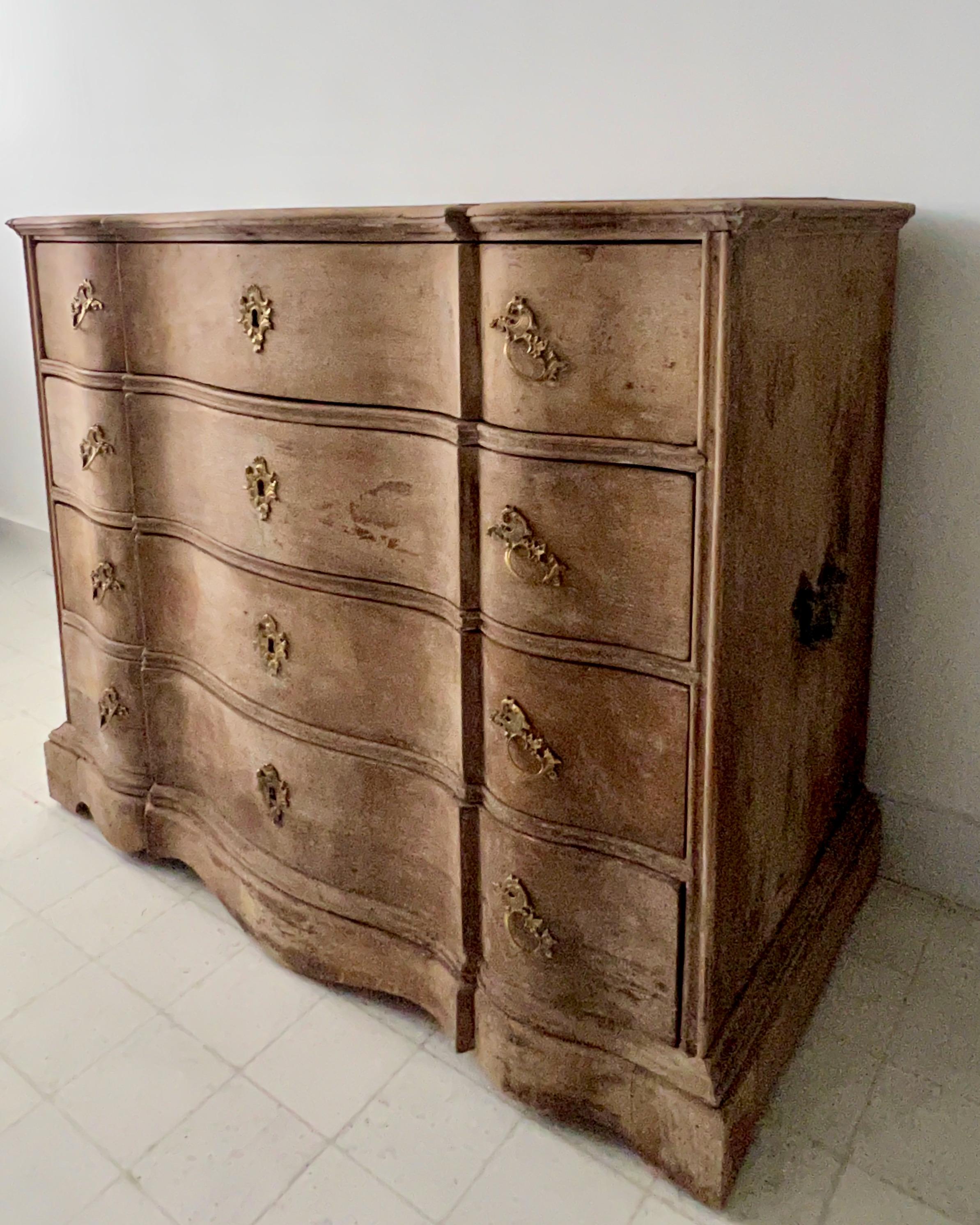 18th Century Danish Chest of Drawers In Good Condition For Sale In Charleston, SC