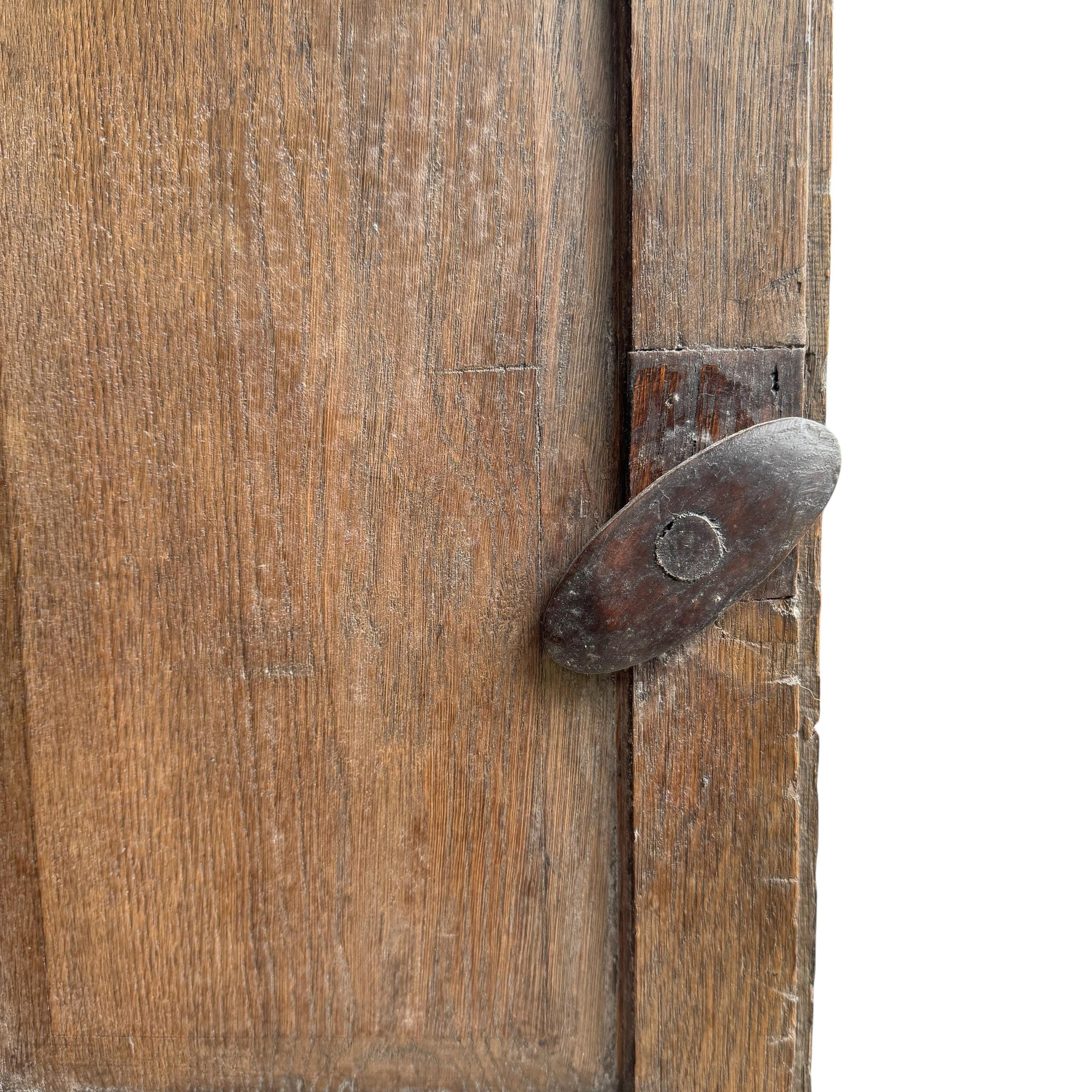 Armoire de cuisine en chêne danois du 18e siècle en vente 2