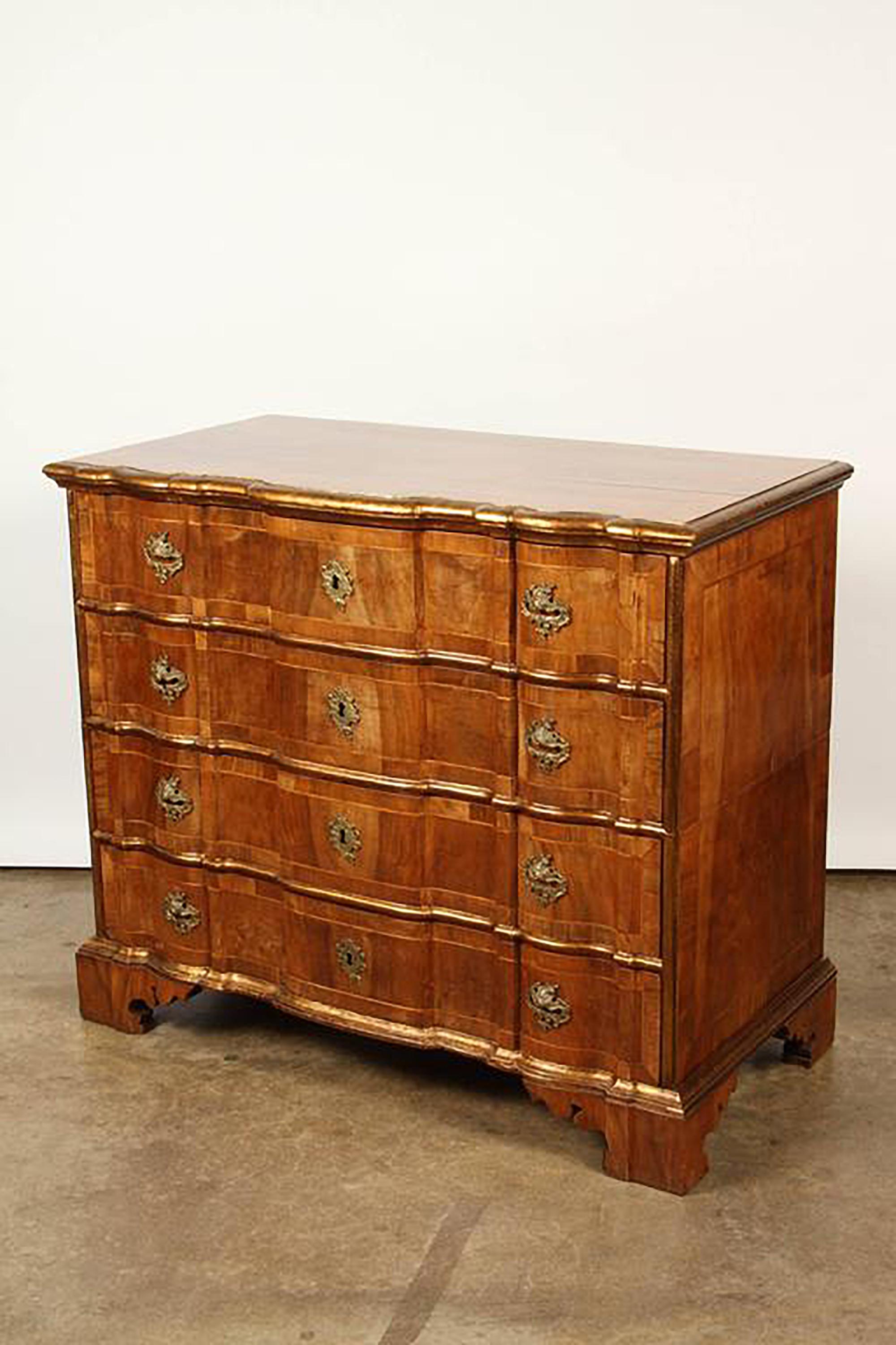 18th Century Danish Rococo Chest of Drawers with Key In Good Condition In Pasadena, CA