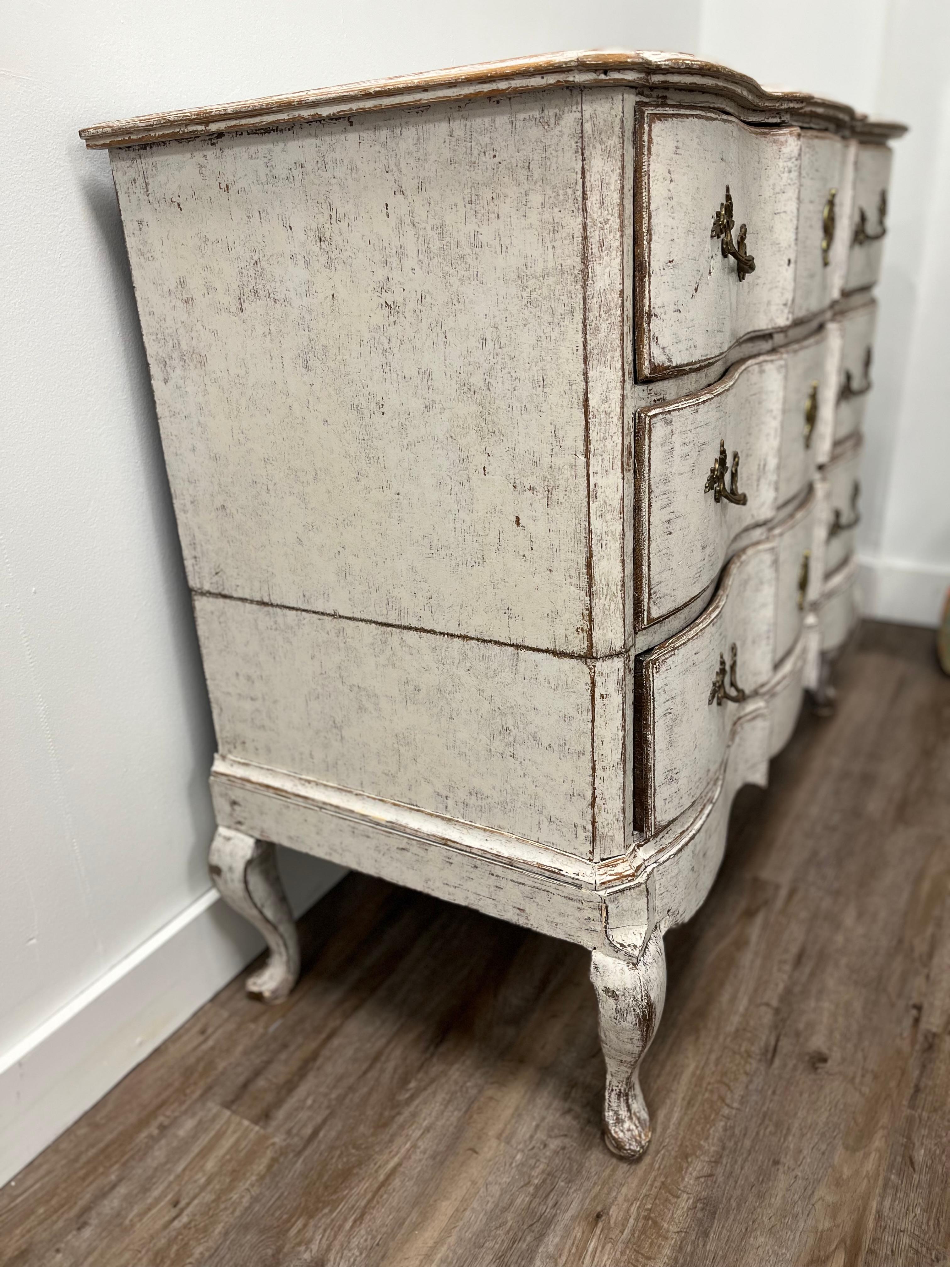 Hand-Carved 18th Century Danish Rococo Chest on Chest For Sale
