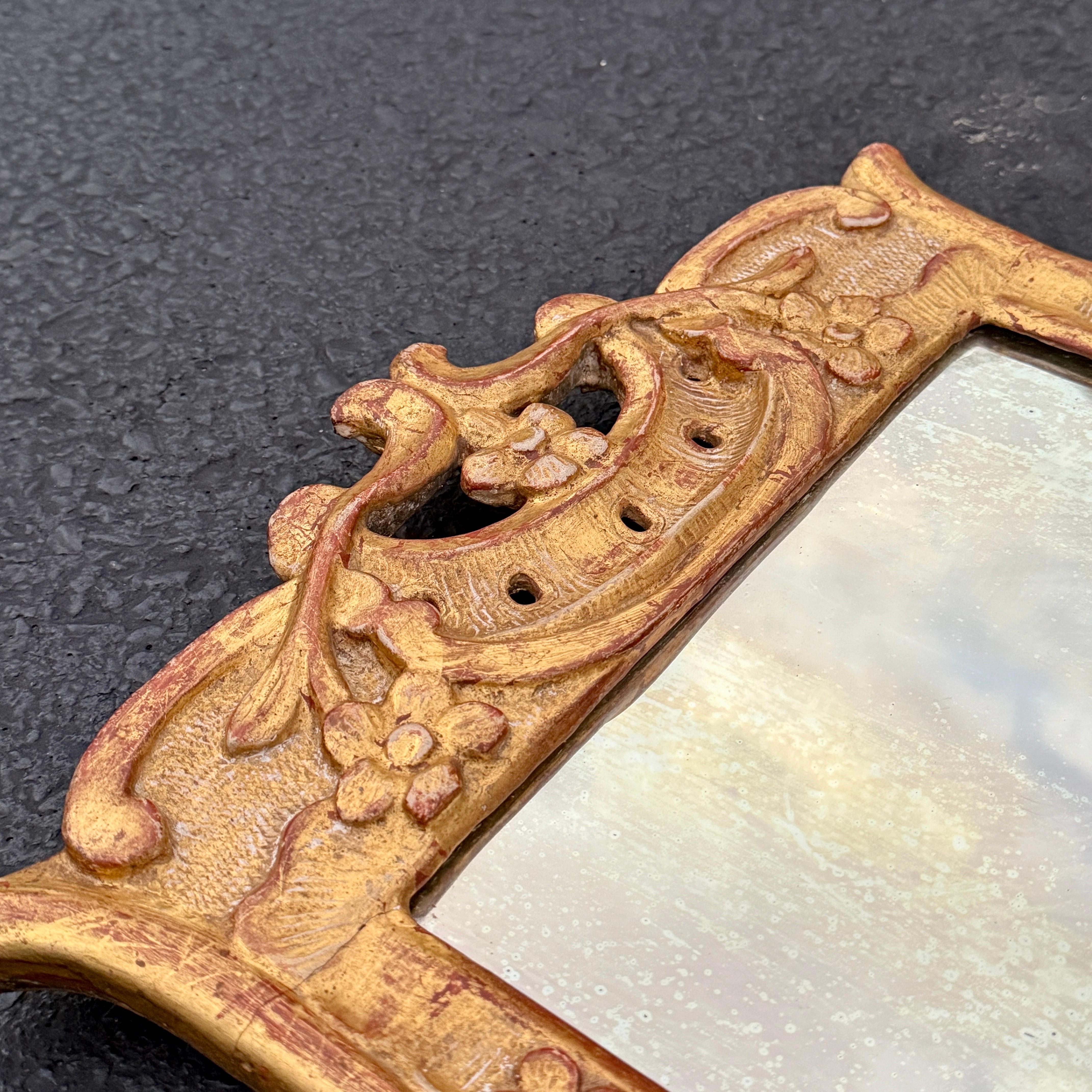 Miroir mural en bois doré rococo danois du 18e siècle en vente 5