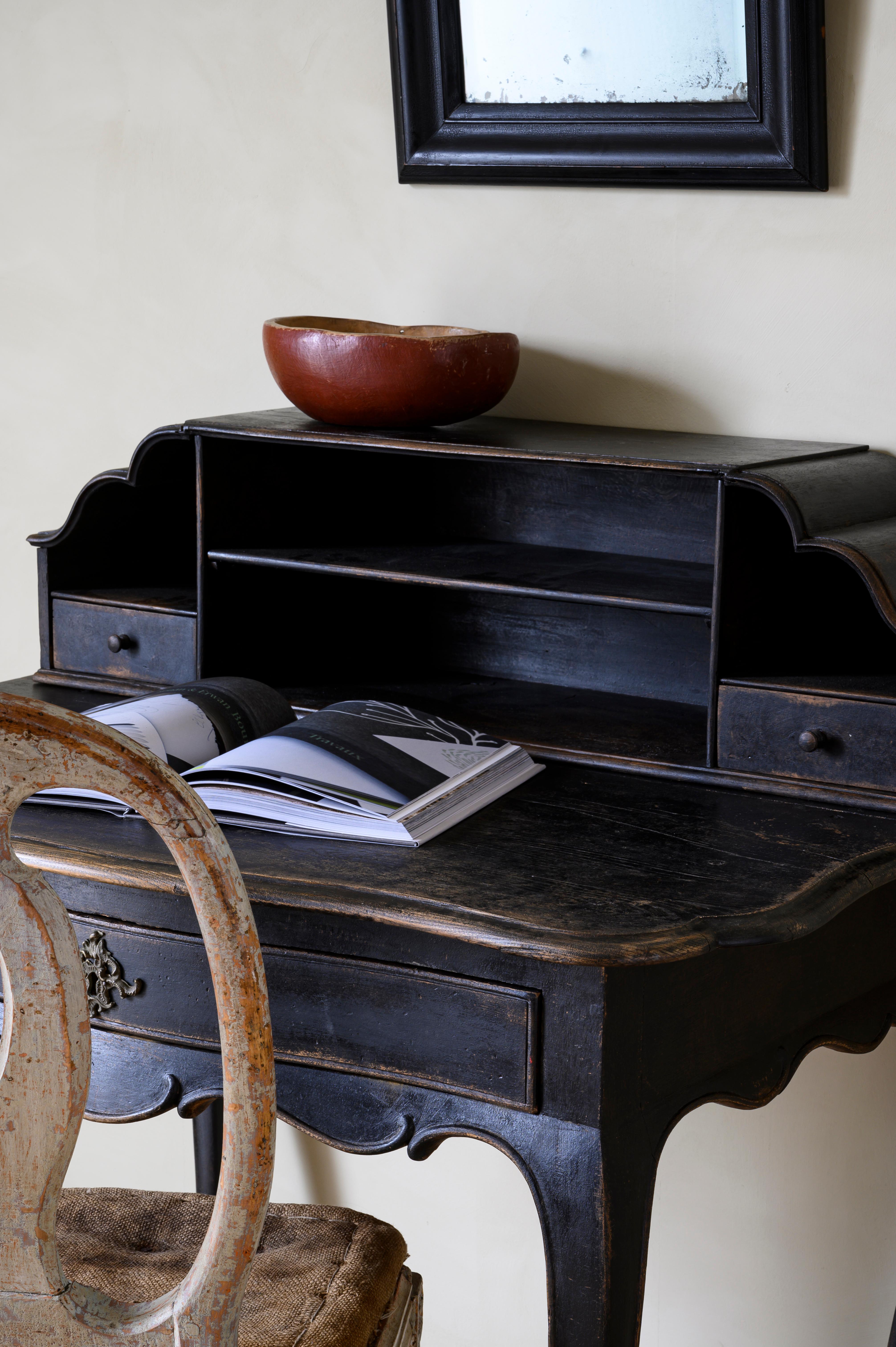 Fine 18th century Danish Rococo writing desk with one drawer in great proportions and a top gallery containing two drawers and four compartments, circa 1770, Denmark.

Good condition with wear consistent with age and use. Historical secondary