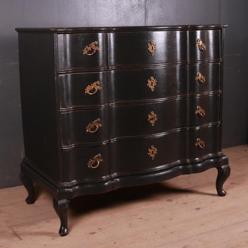 Stunning 18th century Danish 4-drawer serpentine commode, 1780

Dimensions:
48 inches (122 cms) wide
27 inches (69 cms) deep
44.5 inches (113 cms) high.
 
   