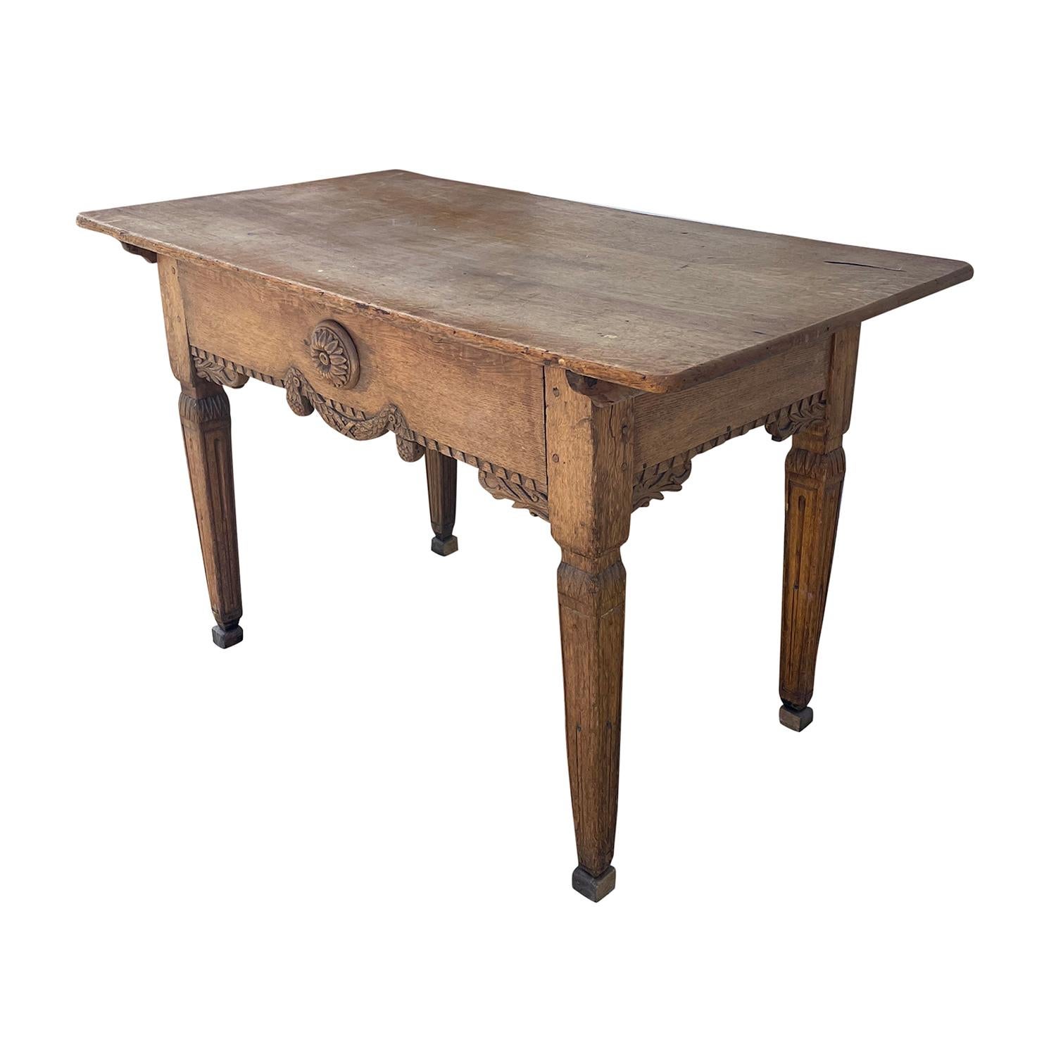 18th Century French Régence Console Table - Antique Oakwood Farm, End Table In Good Condition In West Palm Beach, FL